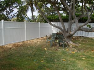 Vinyl Privacy Fence White 2